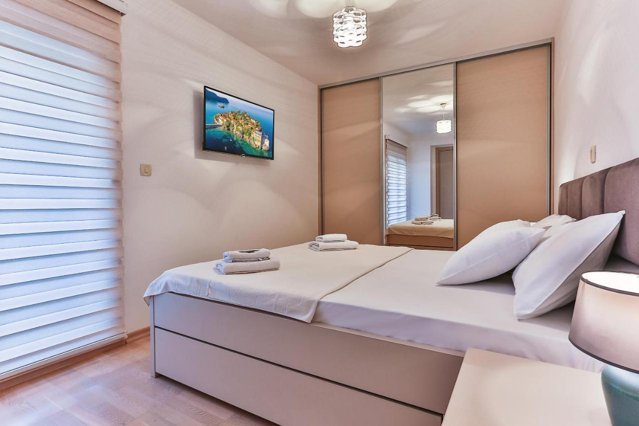 Luxury Fontana Apartments Budva Exterior foto